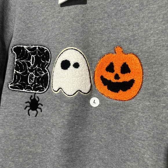 Halloween Sweatshirt - Picture 1 of 3